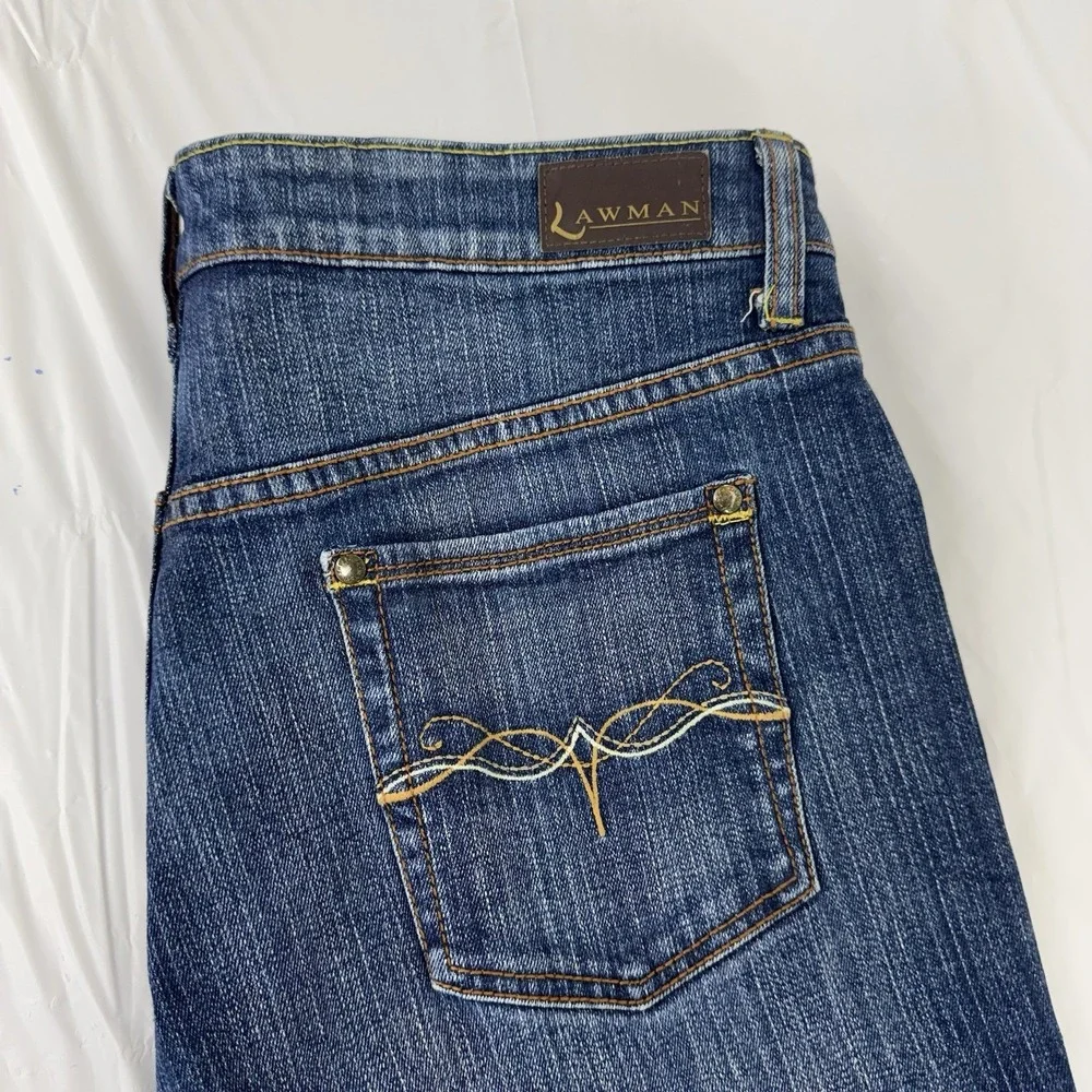 Vintage Junior's Size 13/14 Lawman Western Relaxed Fit Blue Jeans‎ EUC Flare